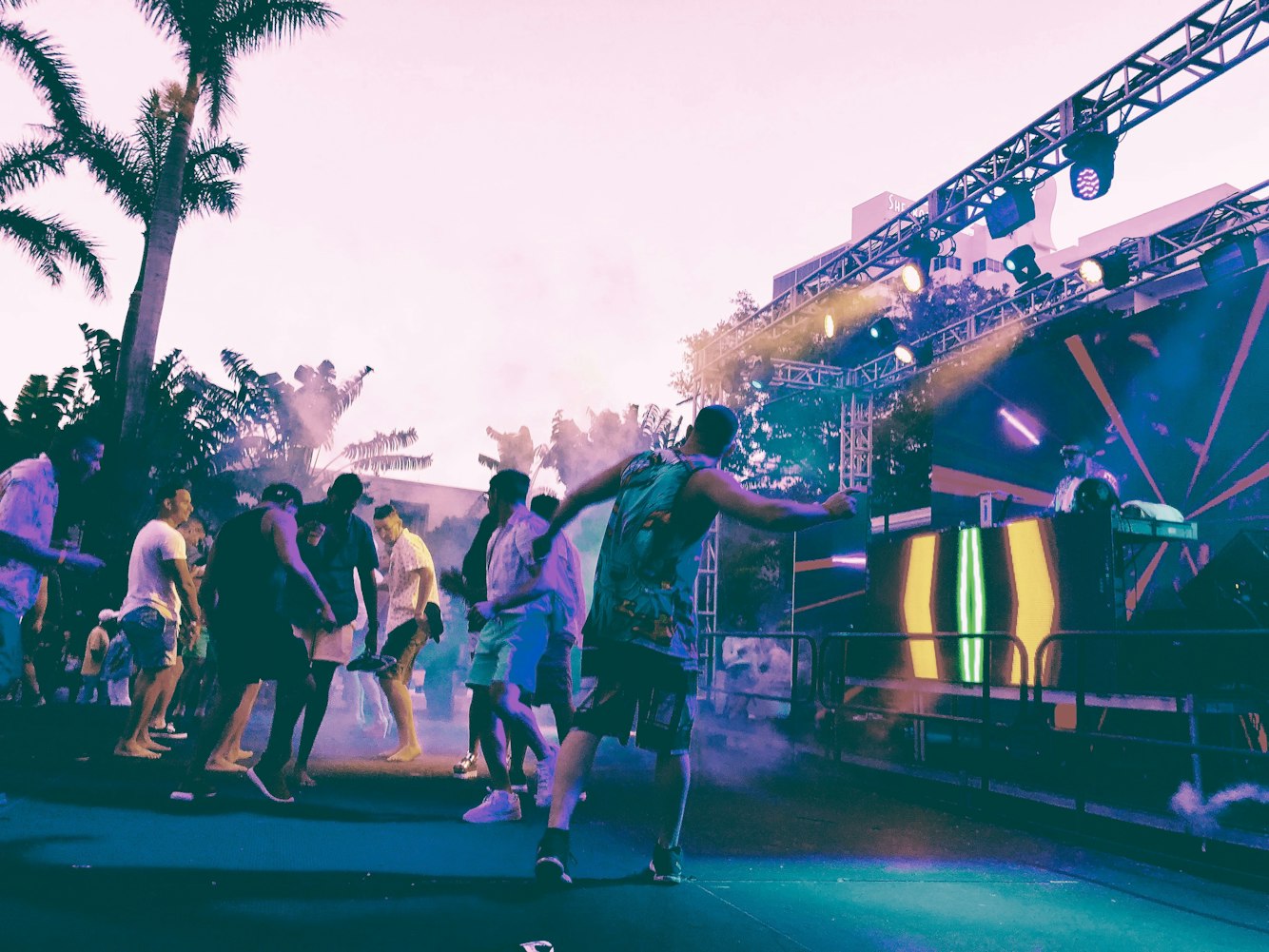 电竞俱乐部，激情与荣耀的汇聚之地